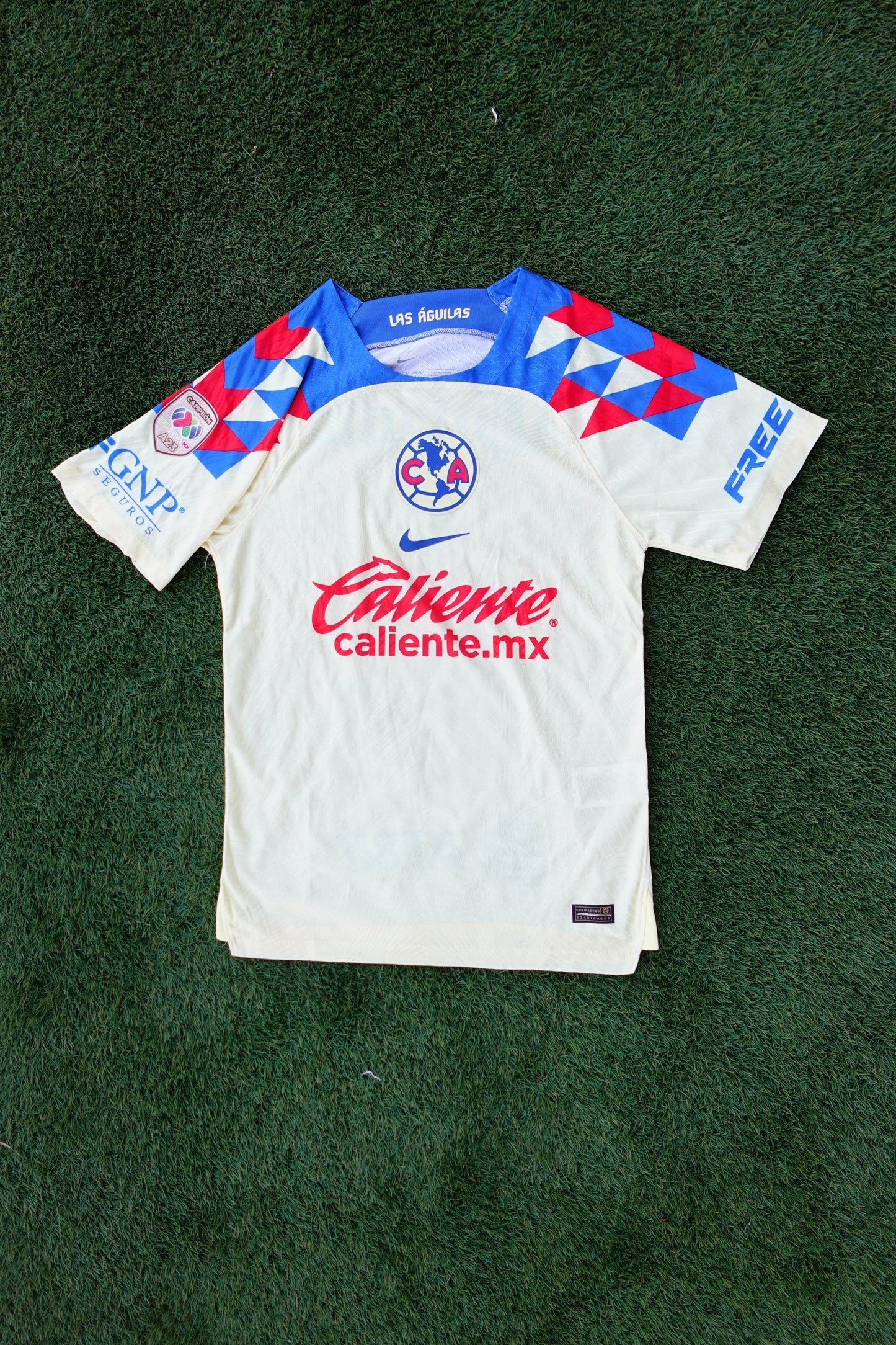 AUTOGRAFIADA x Jonathan Dos Santos Club América 2023-2024 Local